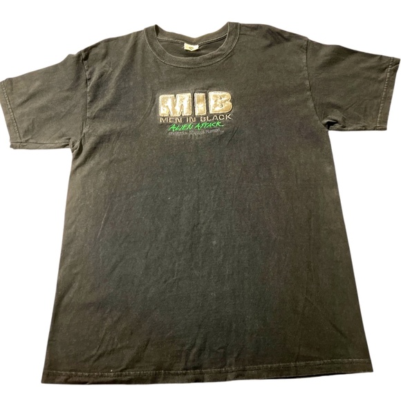 MIB Men In Black Alien Attack Universal Studios Florida Embroidered T Shirt - Picture 3 of 6
